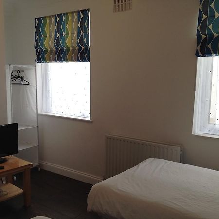 Repton Private Hotel Romford Dış mekan fotoğraf